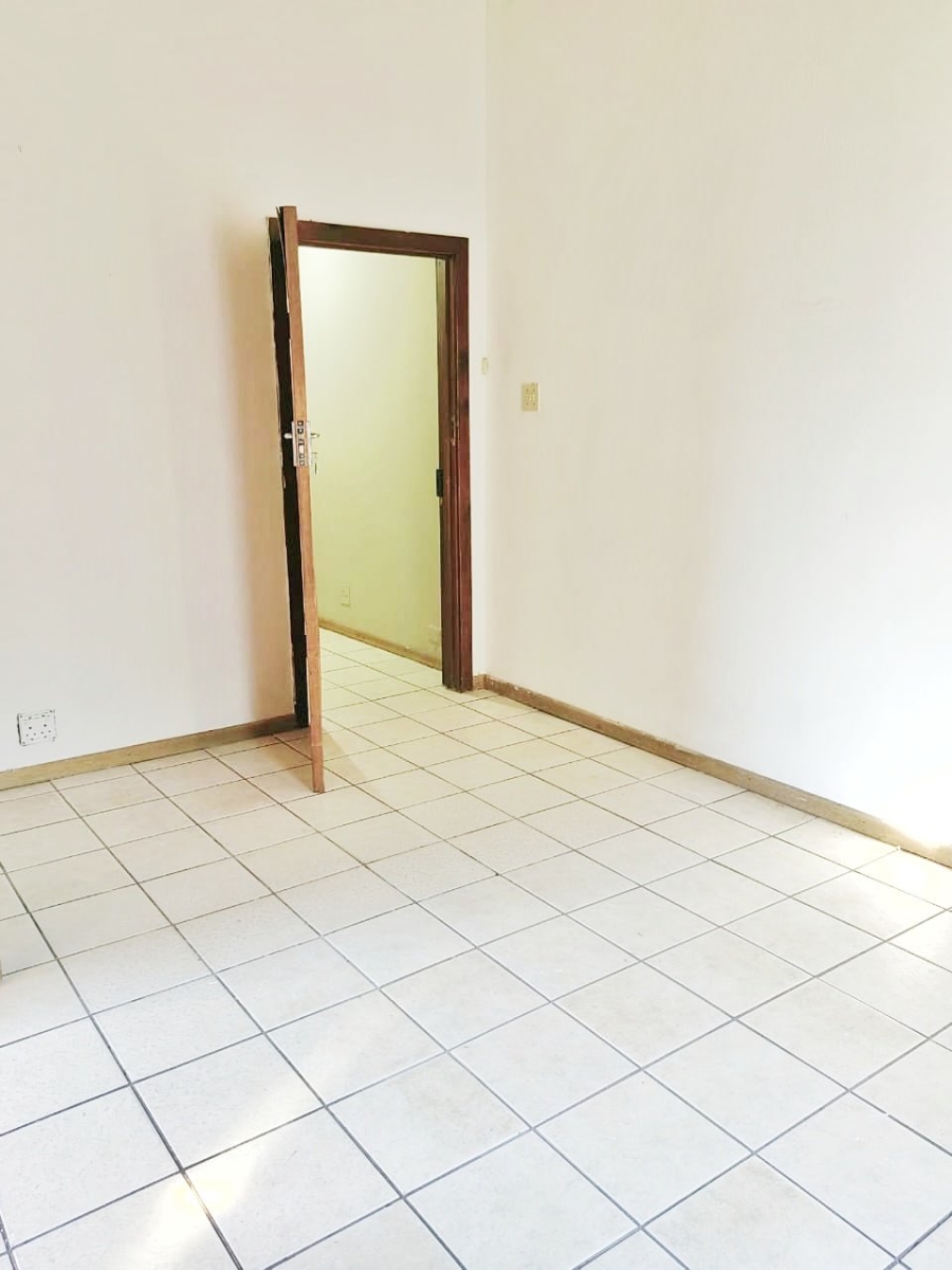Commercial Property for Sale in Theescombe Eastern Cape